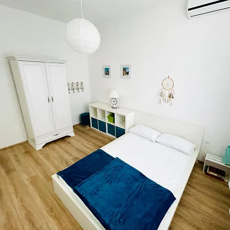 Skapin Dvor Mit Meerblick *