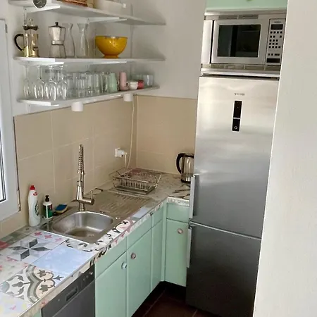 Skapin Dvor Mit Meerblick Appartement Pakoštane