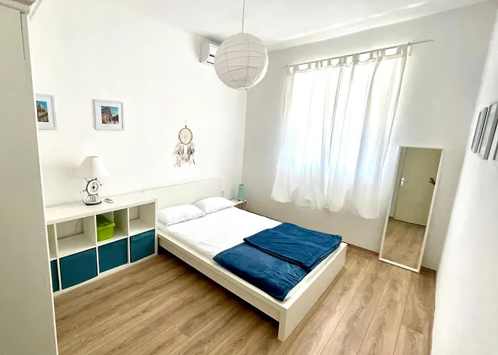 Апартаменты Skapin Dvor Mit Meerblick Пакоштане