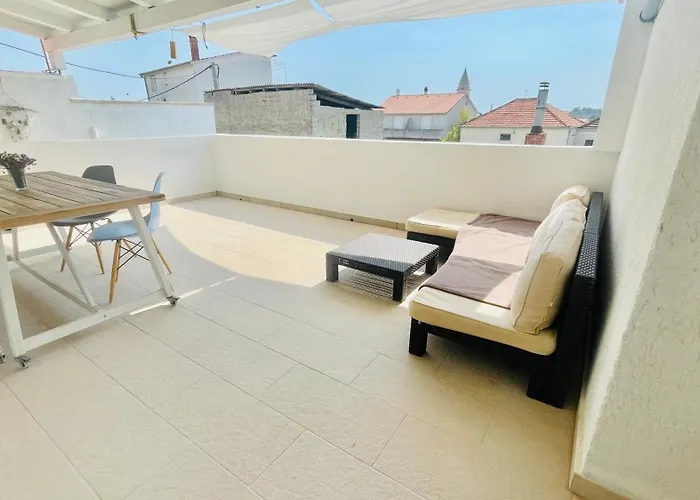 Apartamento Skapin Dvor Mit Meerblick