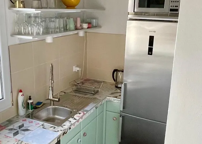 Skapin Dvor Mit Meerblick Апартаменты Пакоштане